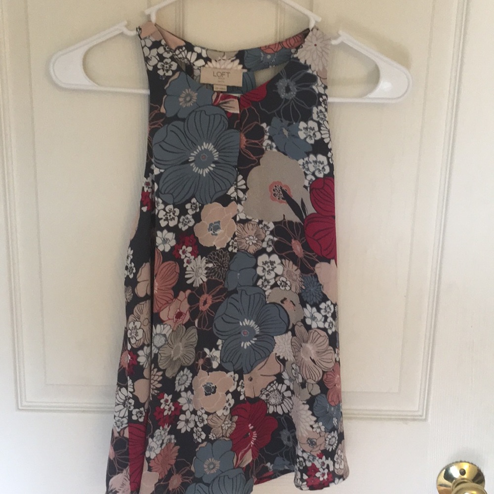 NWOT Floral Loft Sleeveless Blouse